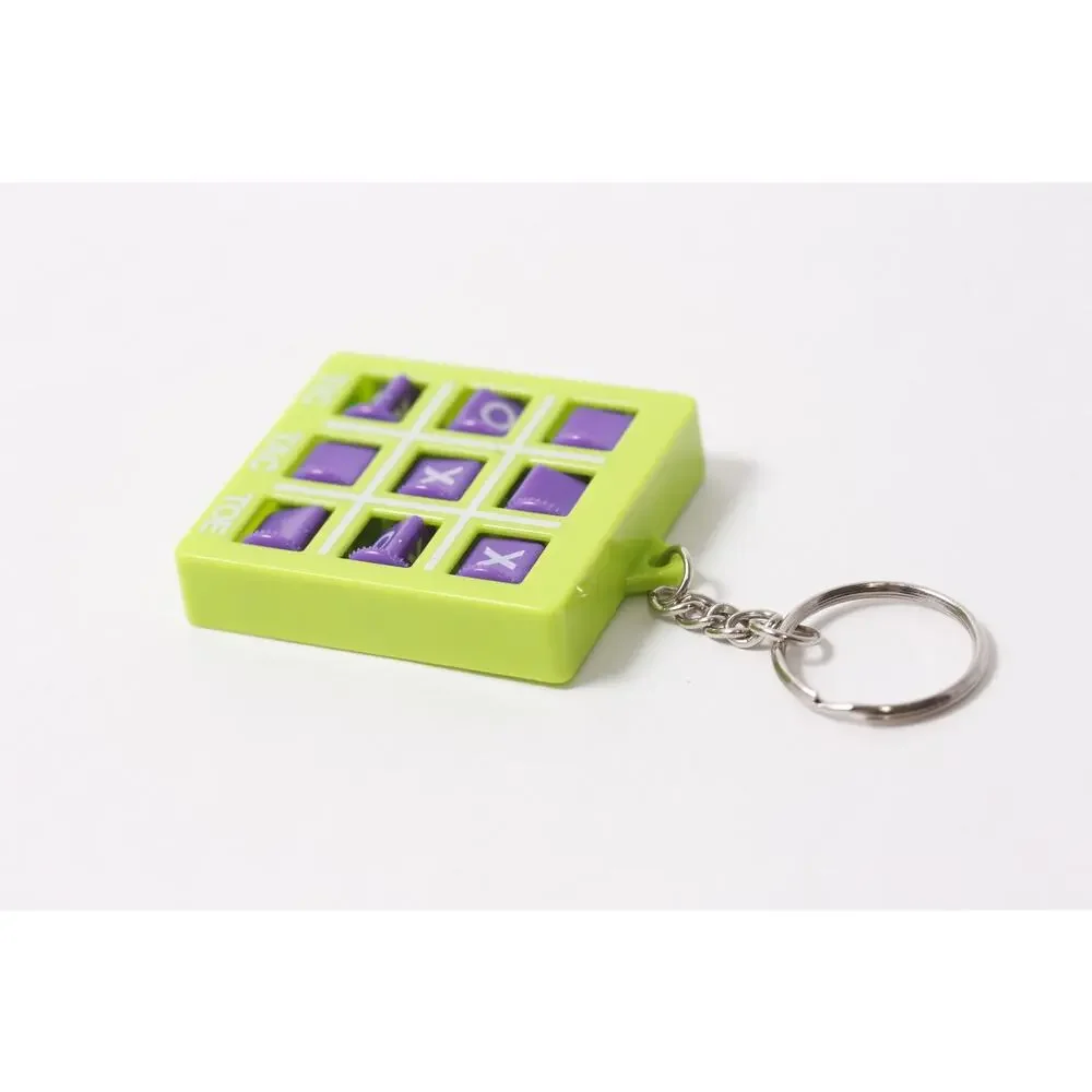 Tic Tac Toe Keychain Vintage Collectible Mini Game ~ 260622-WH 1281